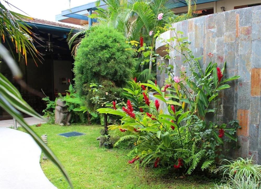Hotel Ecological Inn San Jose  Exterior photo